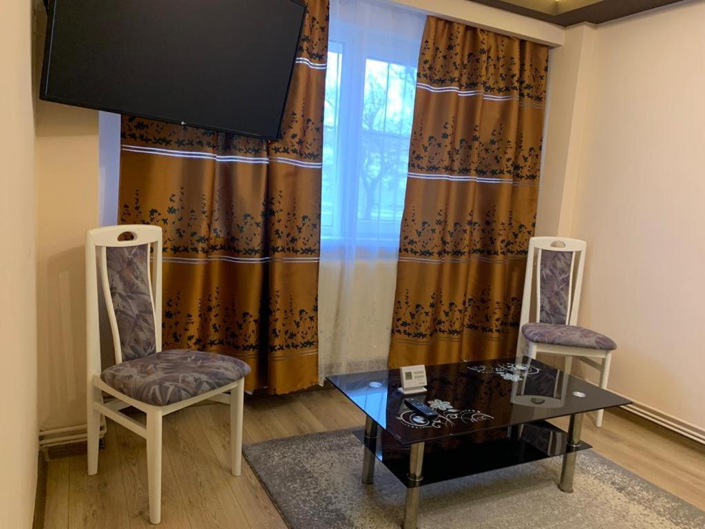 Apartament Garsoniera Natalia Sybin Zewnętrze zdjęcie