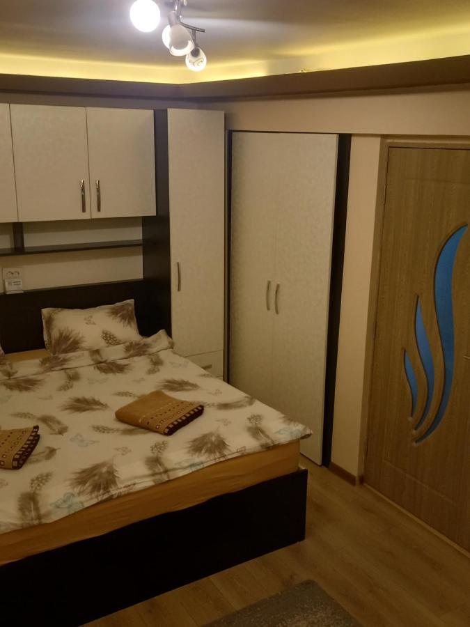 Apartament Garsoniera Natalia Sybin Zewnętrze zdjęcie